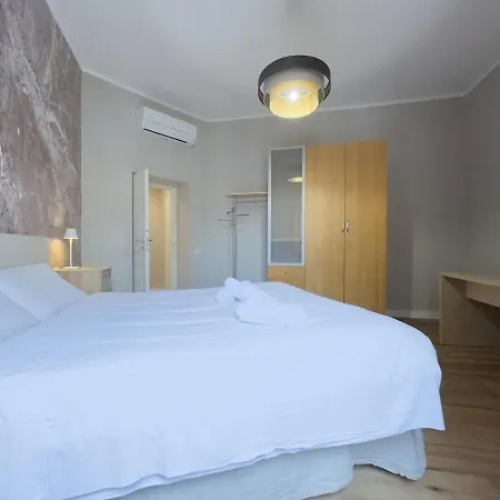 Casa Dei Cervi Rome