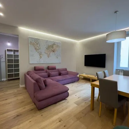 Casa Dei Cervi * Roma